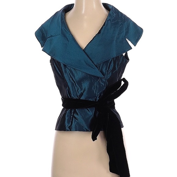 Carlisle Designer Metallic Jade Green and Black Velvet Belted Jacket - Picture 4 of 4